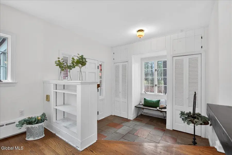 32 Slingerlands Street, Slingerlands, NY 12159 - #2