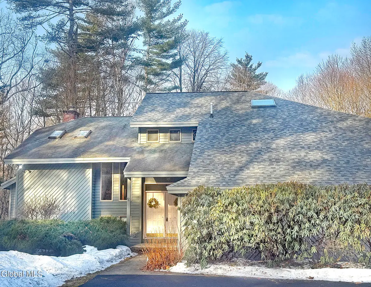 4 Van Court, Queensbury, NY 12804 - #1