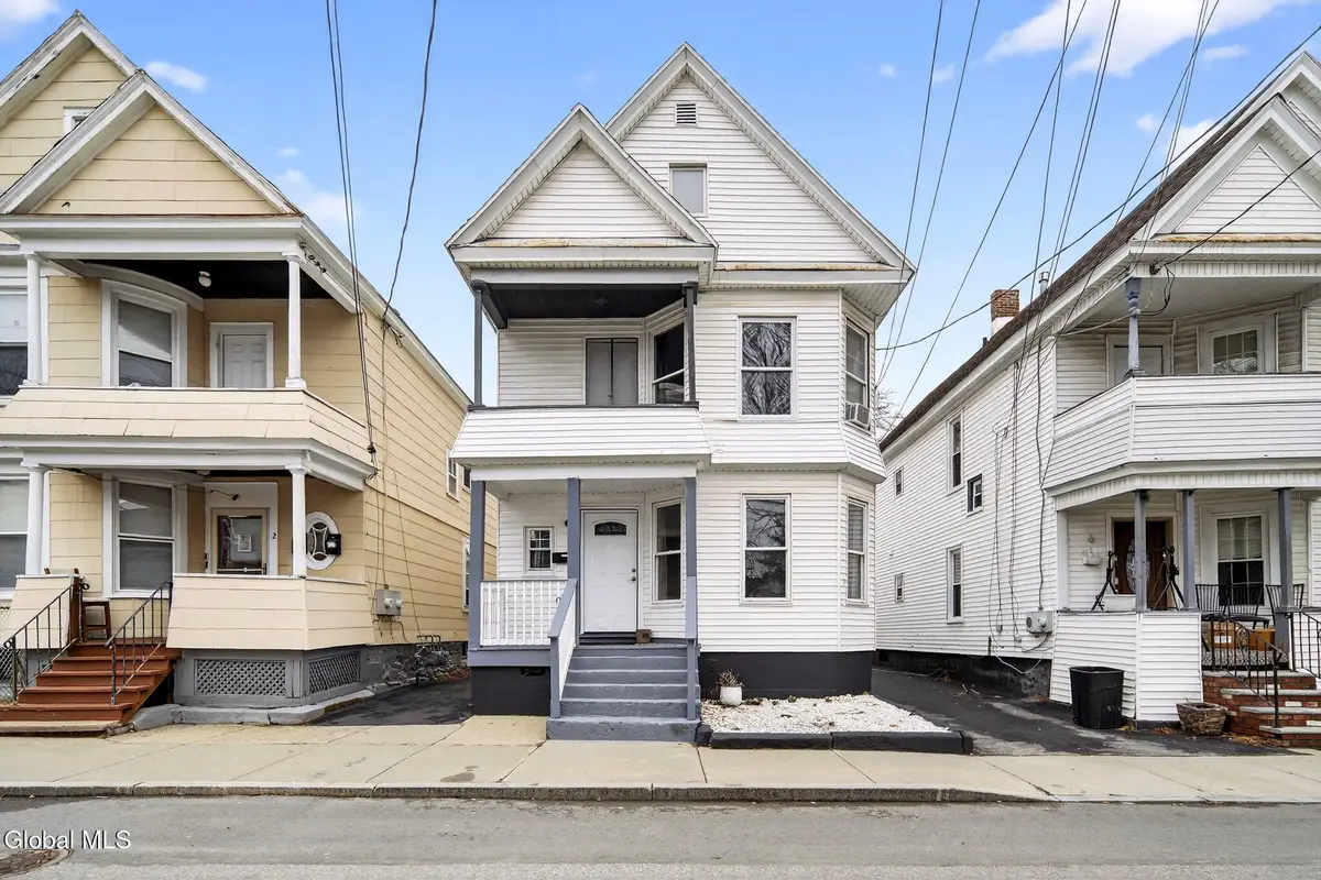 4 Daggett Terrace, Schenectady, NY 12307 - #1