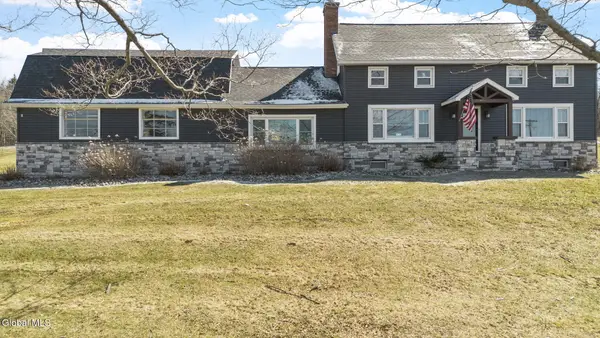 106 Mosher Road, Sand Lake, NY 12153