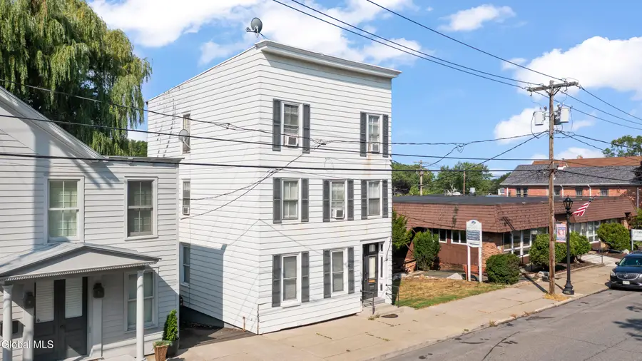 823 Warren Street, Hudson, NY 12534 - #2