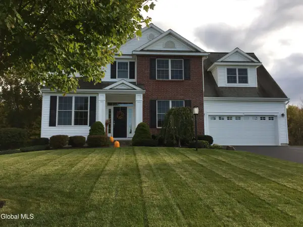 15 Avendale Drive, Malta, NY 12019