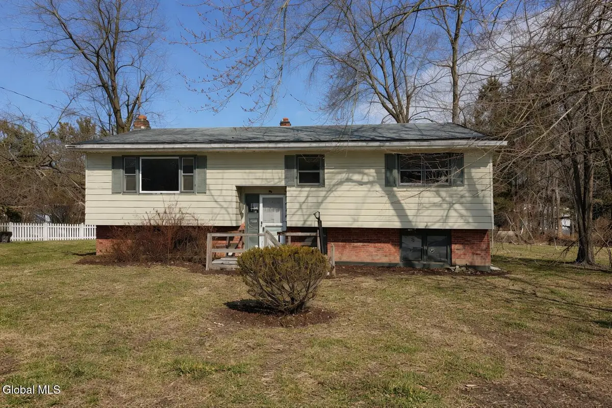 3 Short Street, Schodack, NY 12033 - #1