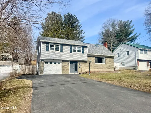 2221 Eastern Parkway, Niskayuna, NY 12309