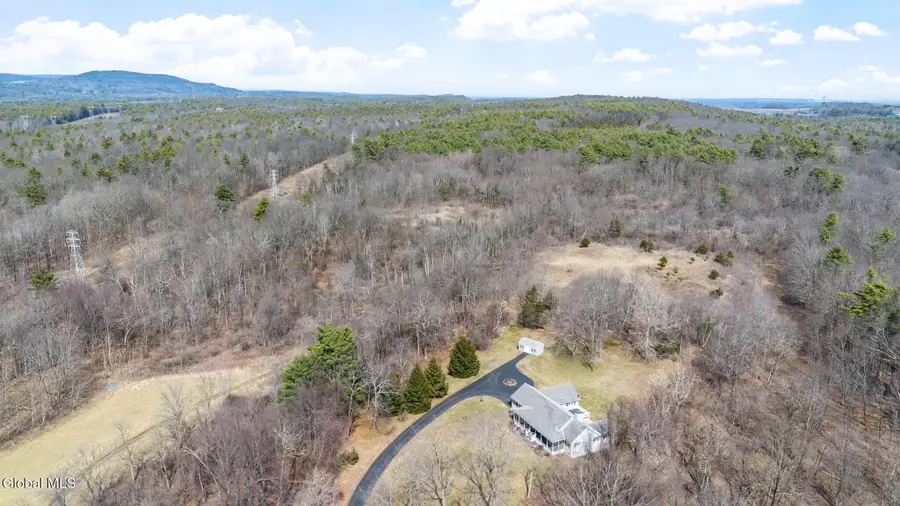 32 Halsted Lane, Ravena, NY 12143 - #3