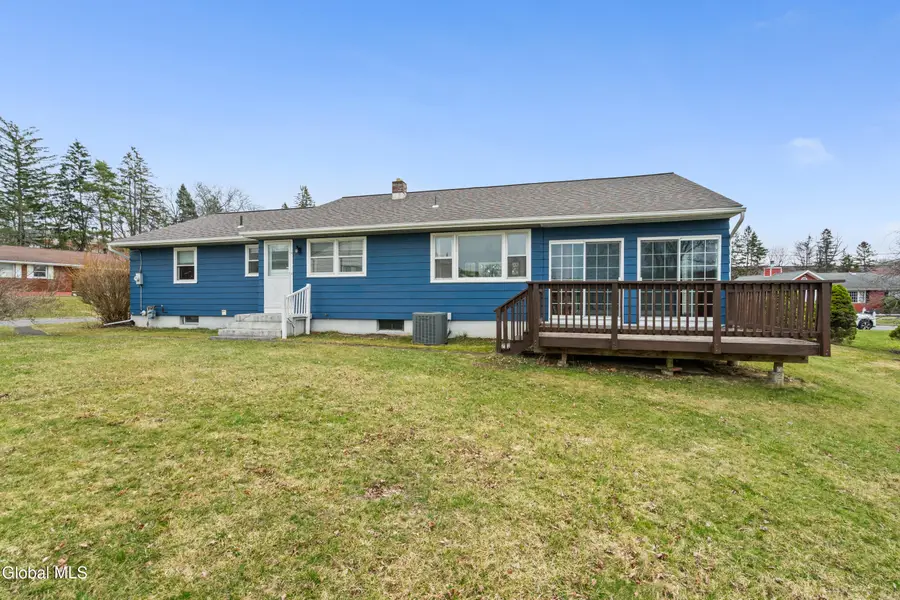 5 Hadden Lane, Troy, NY 12180 - #3