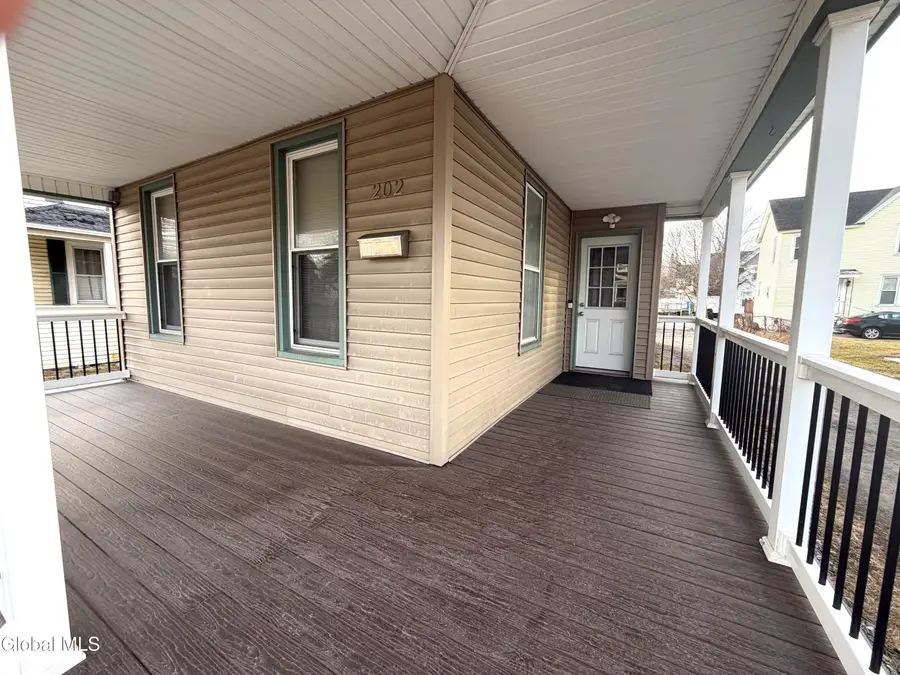 202 E 202 E Main Street Street, Johnstown, NY 12095 - #2