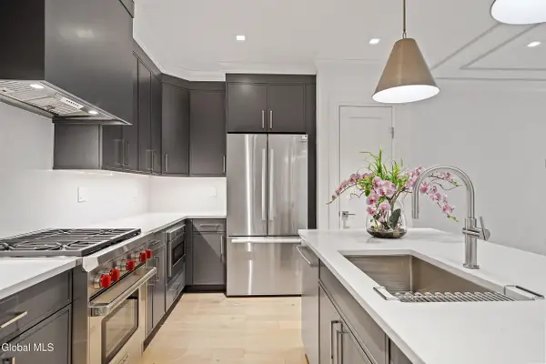 19 Washington Street #360 N, Saratoga Springs, Inside, NY 12866