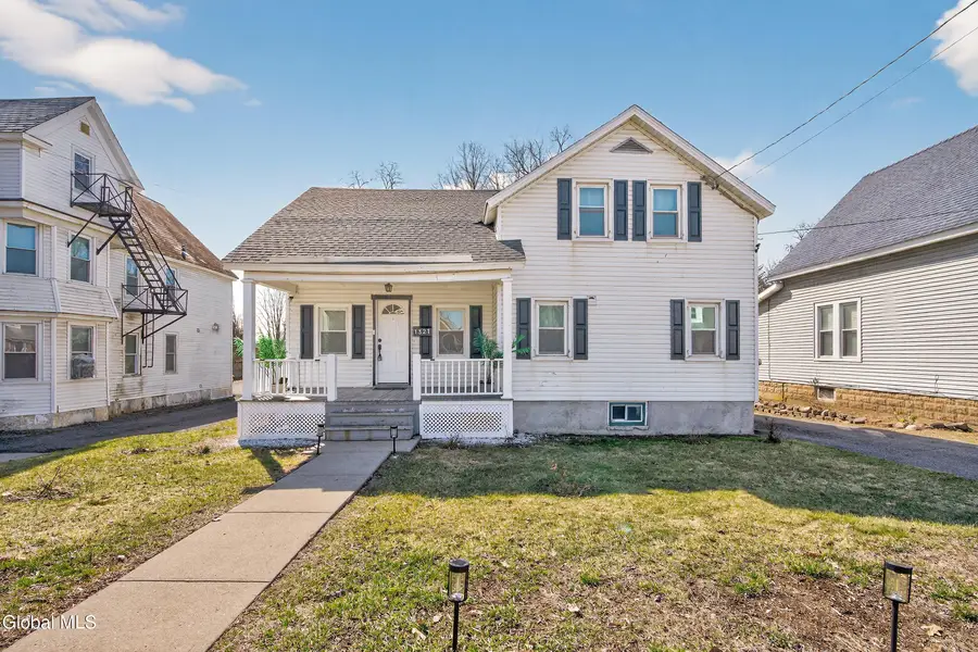 1321 Helderberg Avenue, Rotterdam, NY 12306 - #2