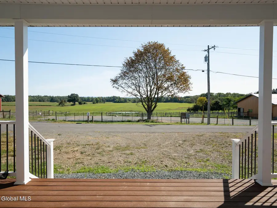 282 Ridge Road, Schodack Landing, NY 12156 - #2