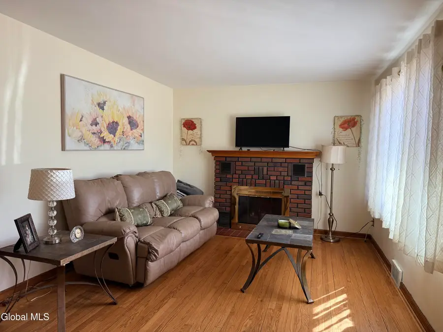 1032 Bill Road, Rotterdam, NY 12303 - #3