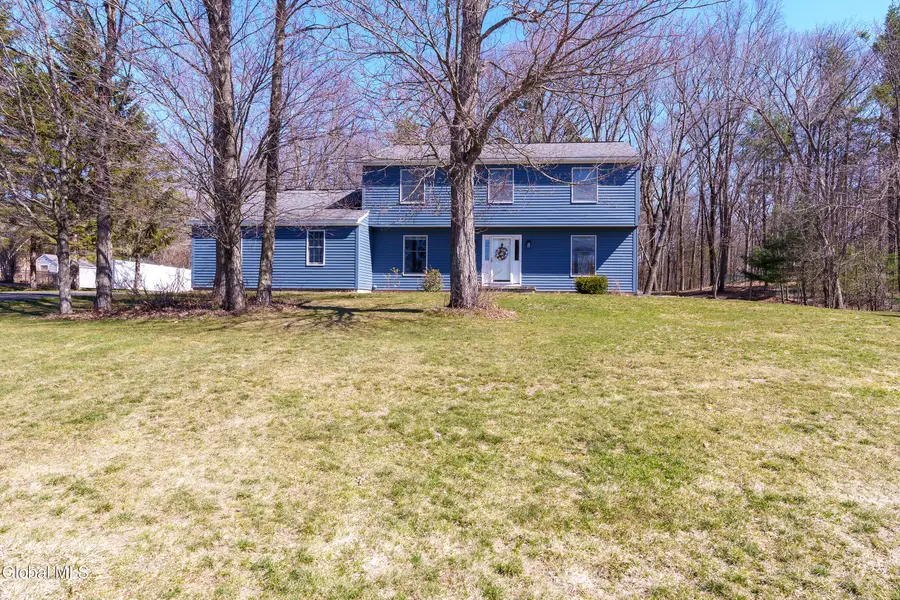 24 Huntswood Lane, East Greenbush, NY 12061 - #2