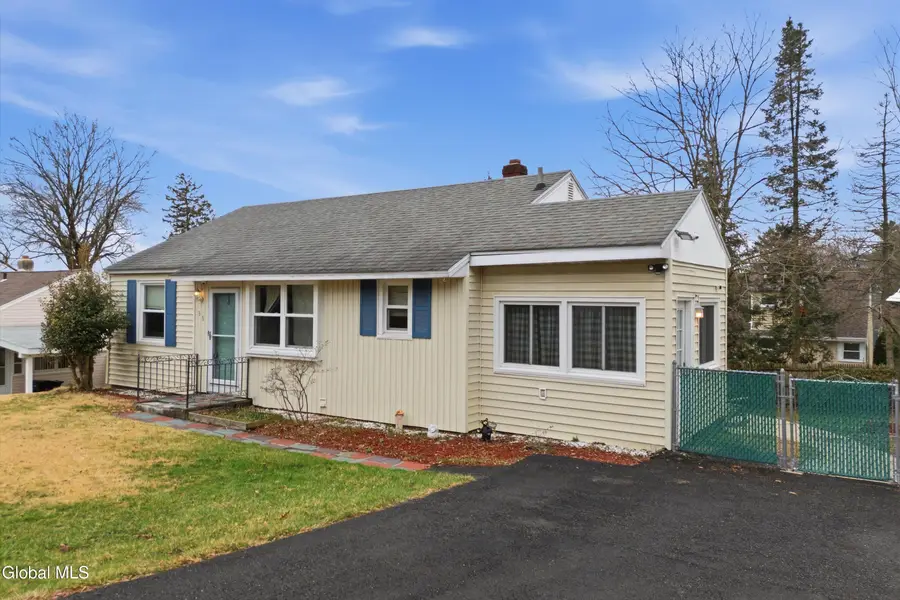 35 Bolivar Avenue, Troy, NY 12180 - #2