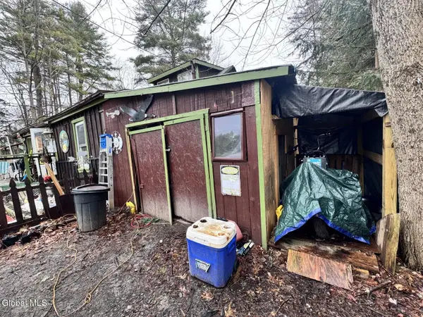 834 County Highway 110, Broadalbin, NY 12025