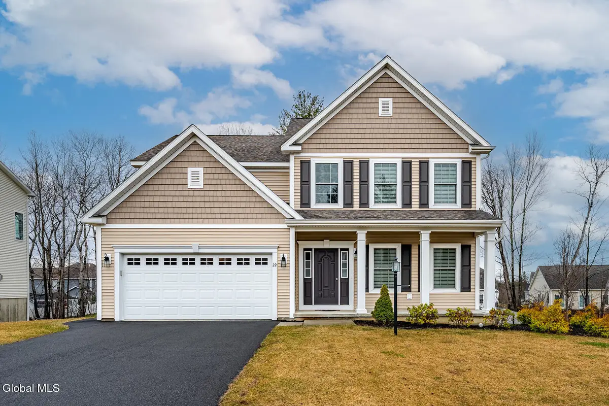 22 Bergen Place, Niskayuna, NY 12309 - #1