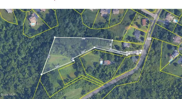 125 Solarview Lane, Guilderland, NY 12159