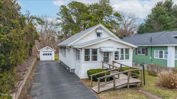 1 Spruce Street, Albany, NY 12205