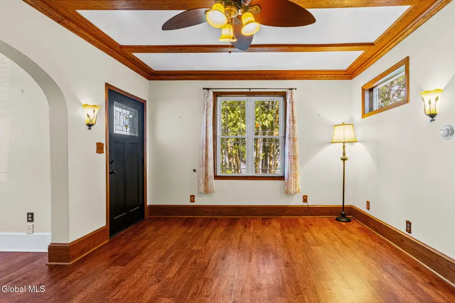 24 Craig Street, Watervliet, NY 12189 - #3