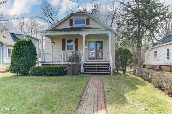 1162 S Country Club Drive, Niskayuna, NY 12309