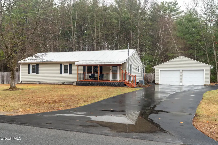 18 Pinewood Road, Queensbury, NY 12804 - #2