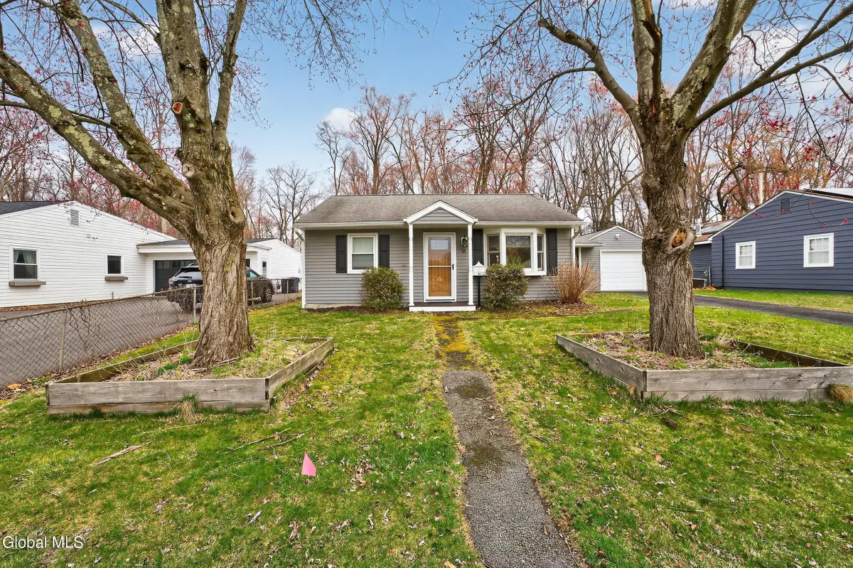 41 Vics Court, Colonie, NY 12205 - #1