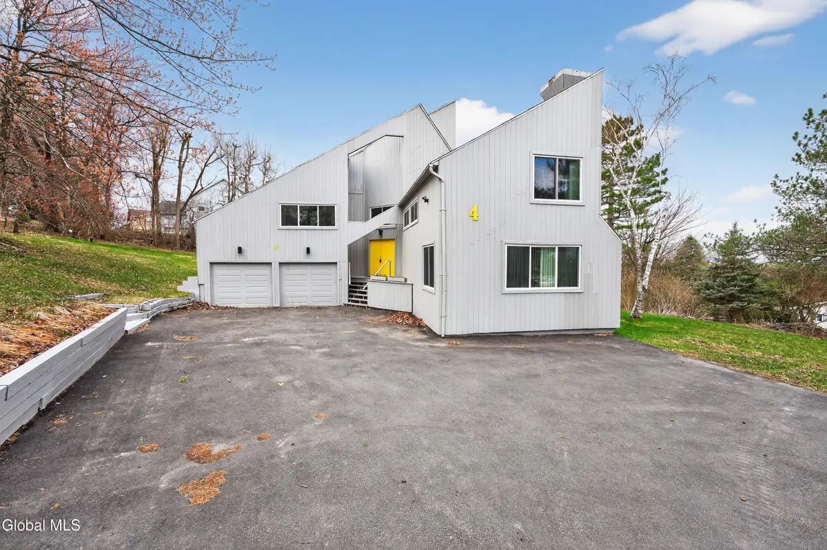 4 E Van Leuven Drive, North Greenbush, NY 12144 - #1