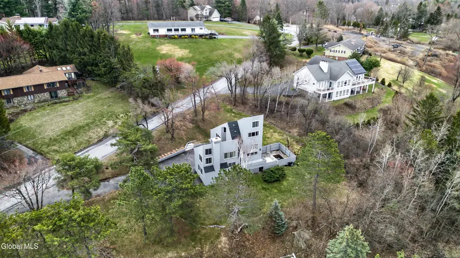 4 E Van Leuven Drive, North Greenbush, NY 12144 - #3