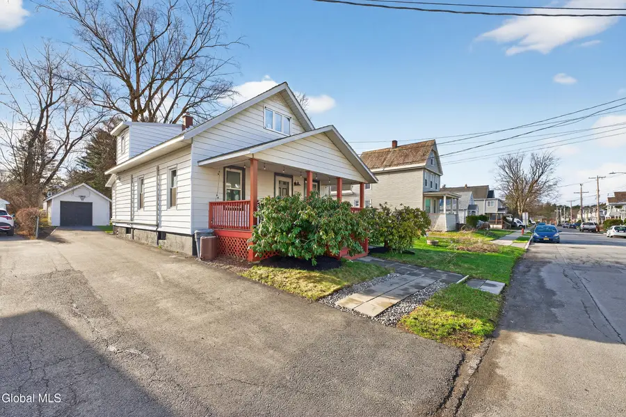 1076 Regent Street, Niskayuna, NY 12309 - #3