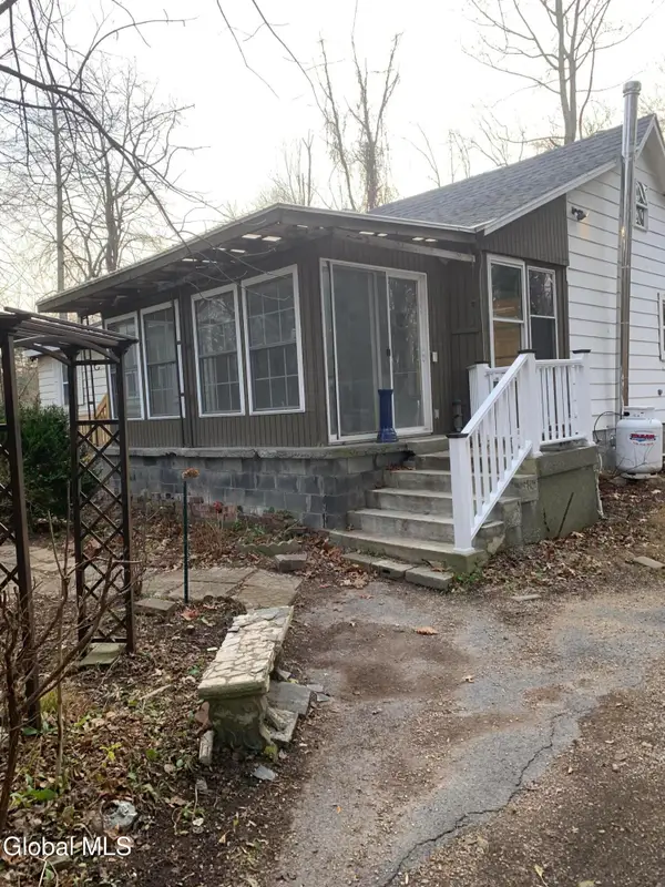 1341 Route 9w, Bethlehem, NY 12158