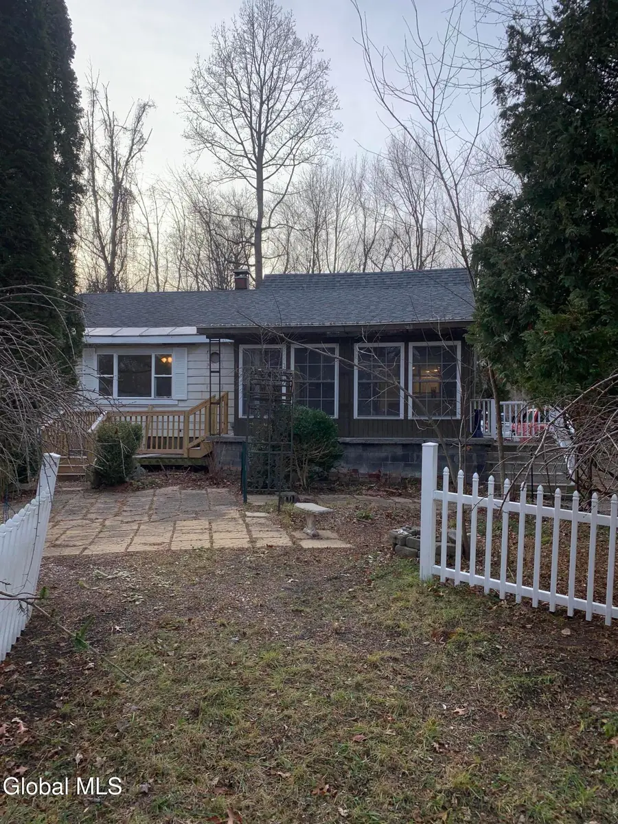 1341 Route 9w, Glenmont, NY 12158 - #3