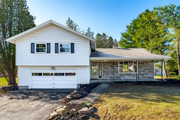 11 Green Acres Lane, Hagaman, NY 12086