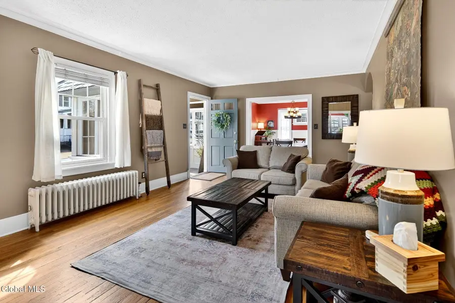 15 Irving Road, Scotia, NY 12302 - #3