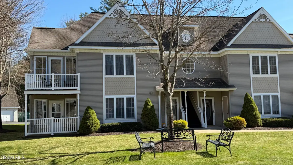 407 Mallards Pond Lane, Guilderland, NY 12303 - #1