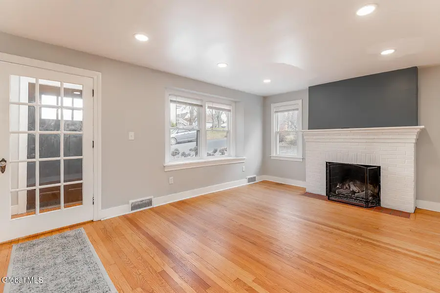 22 Frear Avenue, Troy, NY 12180 - #3