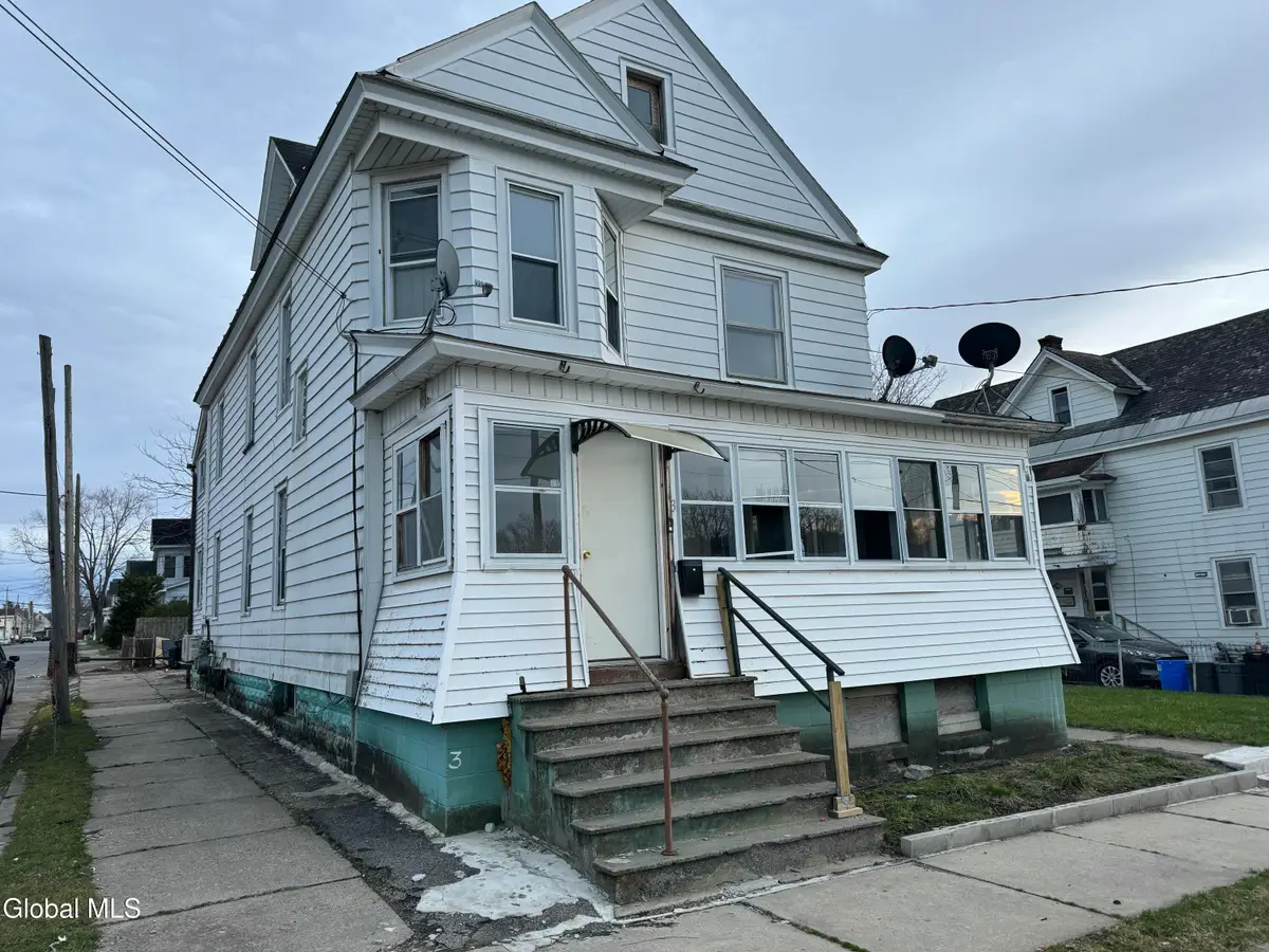 3 Henrietta Street, Amsterdam, NY 12010 - #1