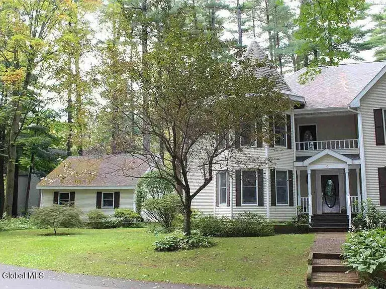 5 Sicada Street, Saratoga Springs, NY 12866 - #3