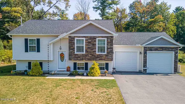 43 Country Club Road, Queensbury, NY 12804