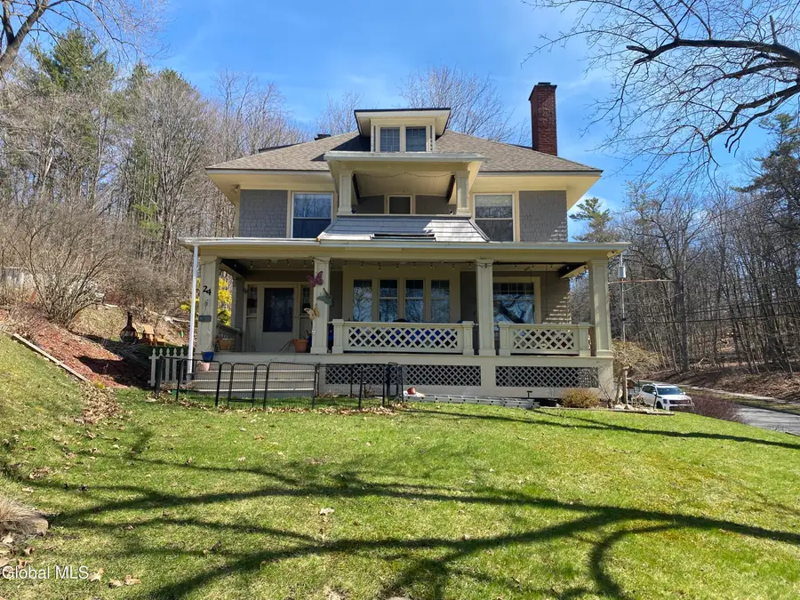 24 Northampton Road, Amsterdam, NY 12010 - #2