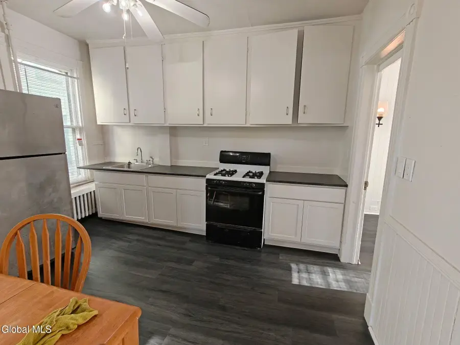 318 Georgetta Dix Plaza, Schenectady, NY 12307 - #3