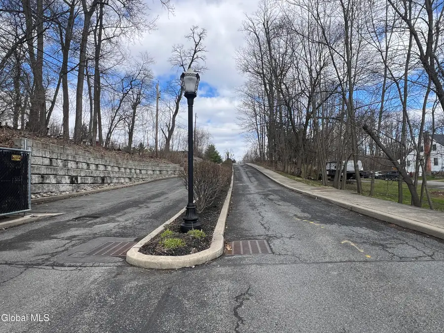 92 Annabelle Place, Rotterdam, NY 12306 - #3