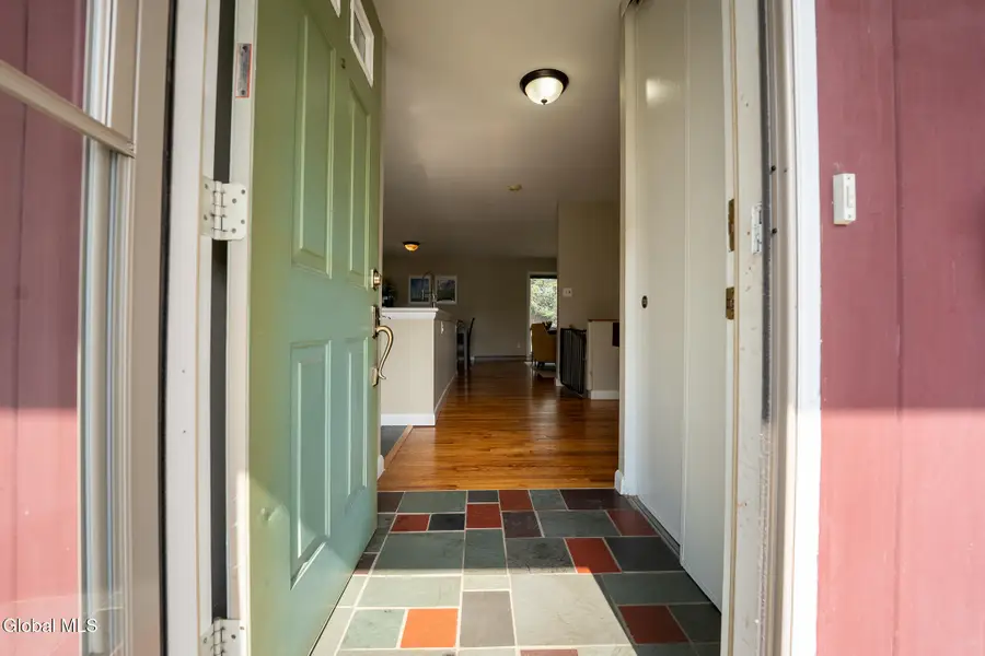 52 Hawthorne Avenue, Albany, NY 12203 - #2