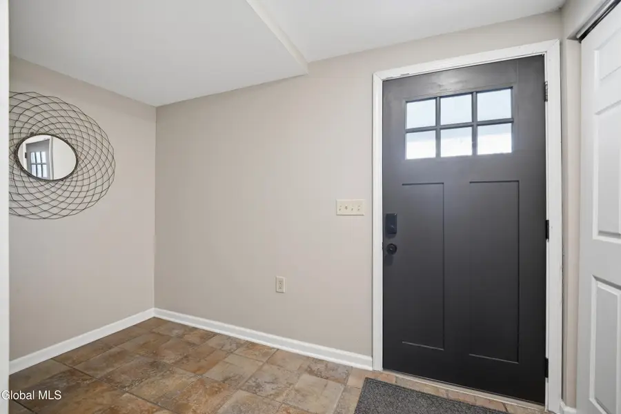 39 Boght Road, Watervliet, NY 12189 - #3