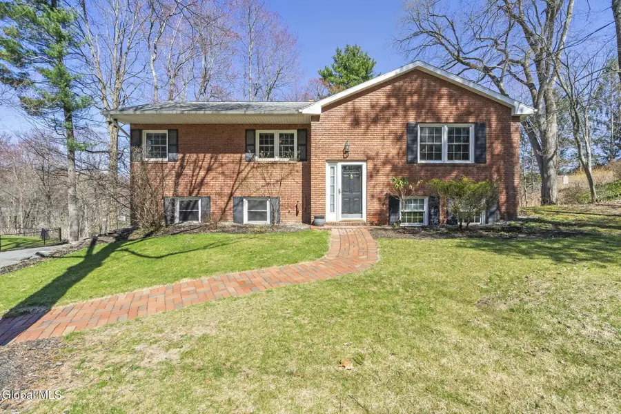 8 Saddle Hill Road, Poestenkill, NY 12198 - #2