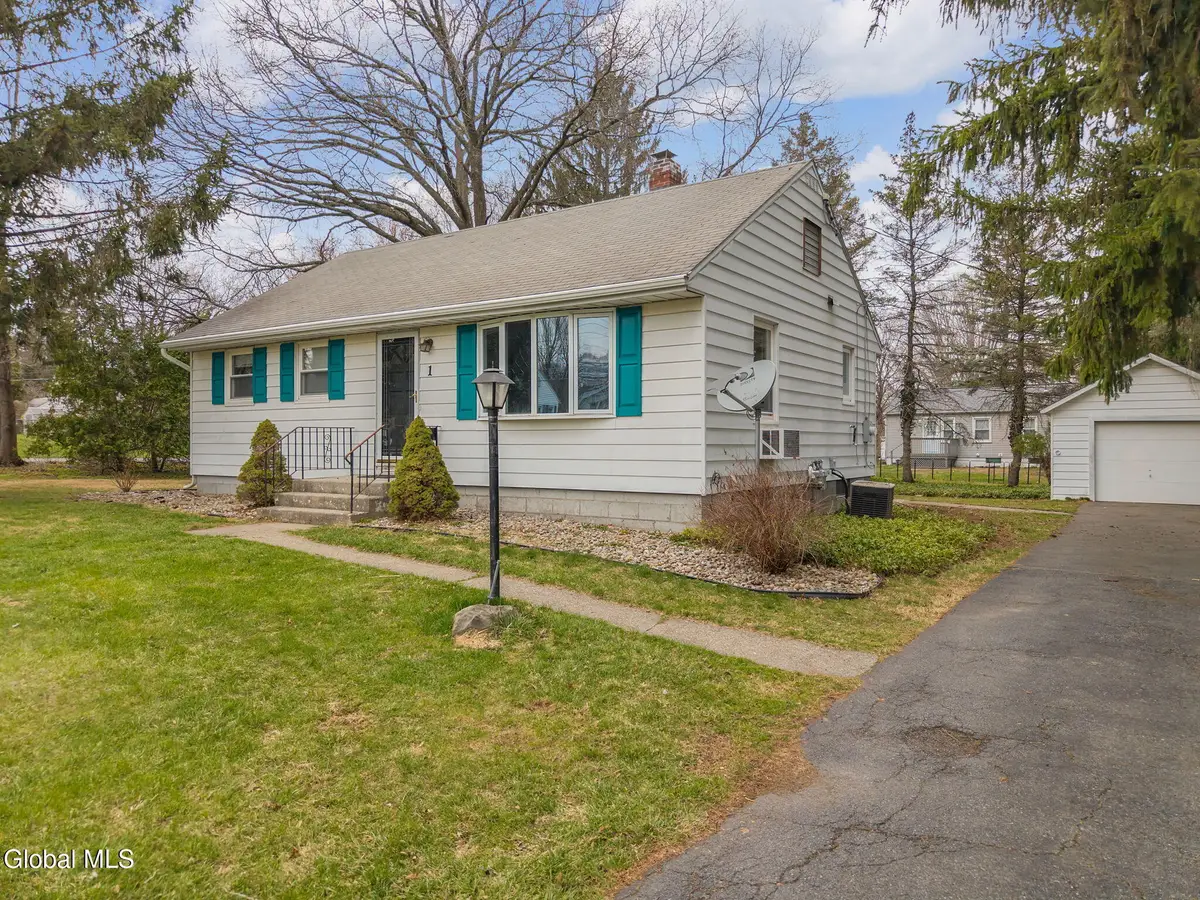 1 Philip Court, Latham, NY 12110 - #1