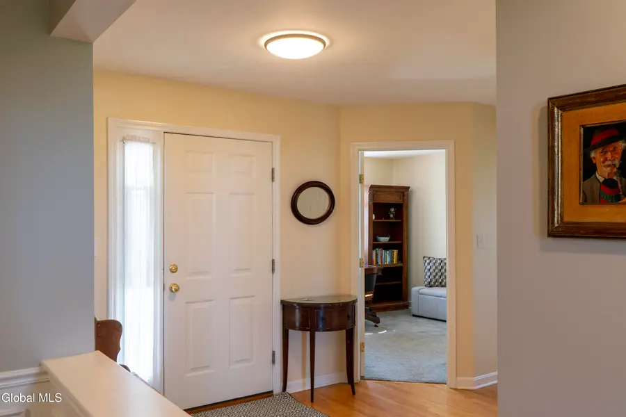 11 Mallard Cove, Malta, NY 12019 - #3