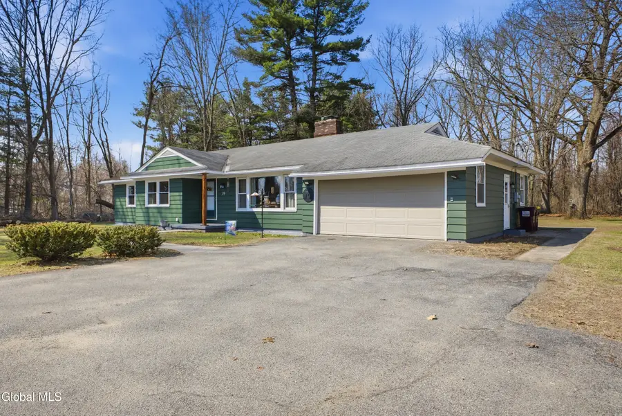 19 Park Avenue, Fort Edward, NY 12828 - #3