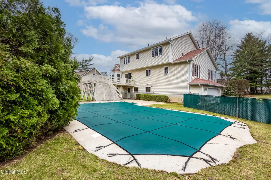 42 Deer Run Hollow, Halfmoon, NY 12065 - #2