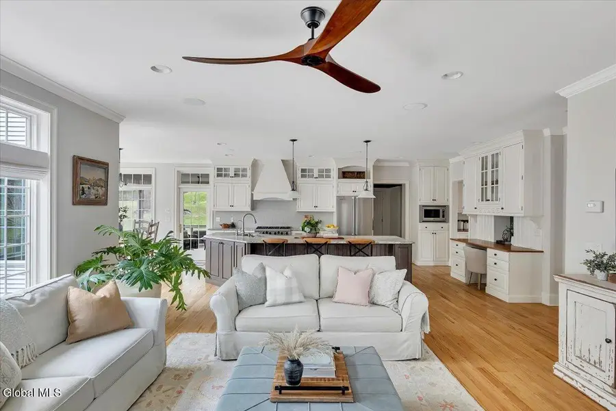 9 Cherry Tree Lane, Saratoga Springs, NY 12866 - #3