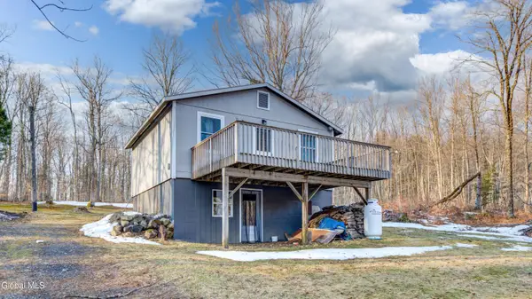 454 New York 8, Arietta, NY 12139