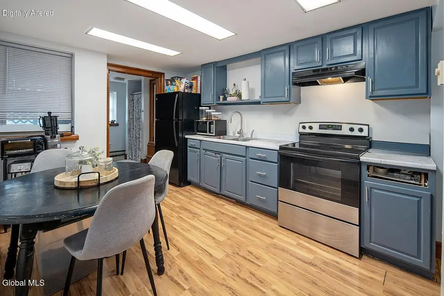 321 Washington Avenue, Albany, NY 12206 - #3